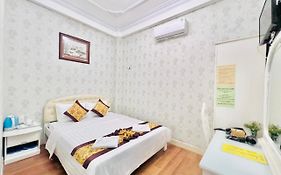 Truc Huyen Hotel